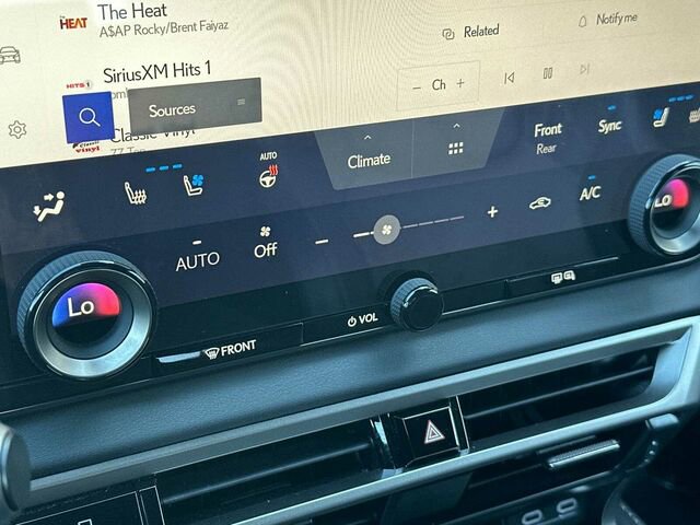 Used 2025 Lexus RX 350h w/ Convenience Package image 24