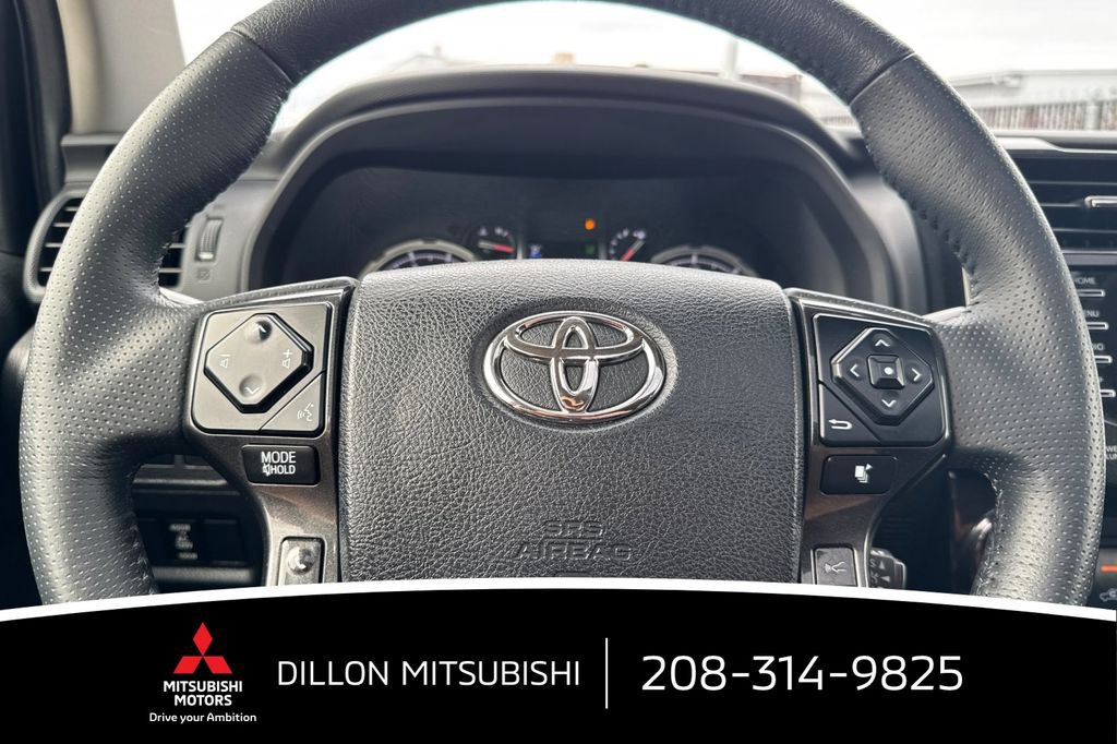 Used 2021 Toyota 4Runner TRD Off-Road Premium w/ Moonroof Package AWD/4WD image 28