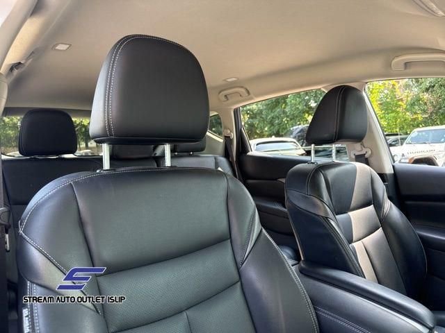 Used 2022 Nissan Murano SL w/ Cargo Package image 11