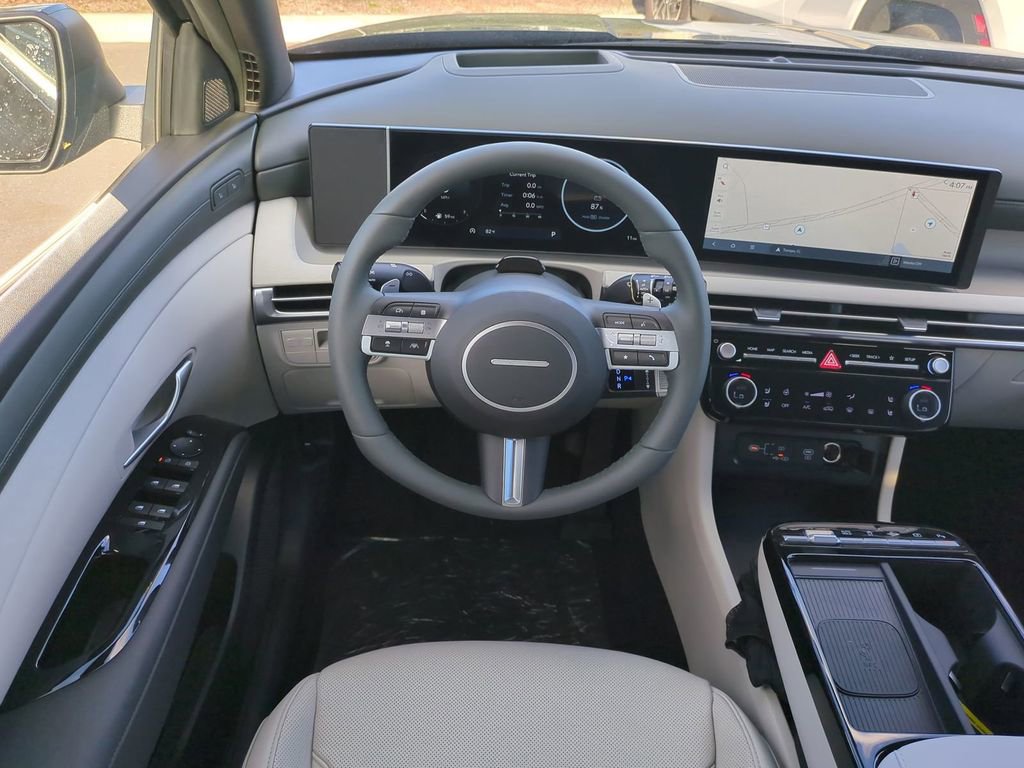 New 2026 Hyundai Tucson Limited image 19