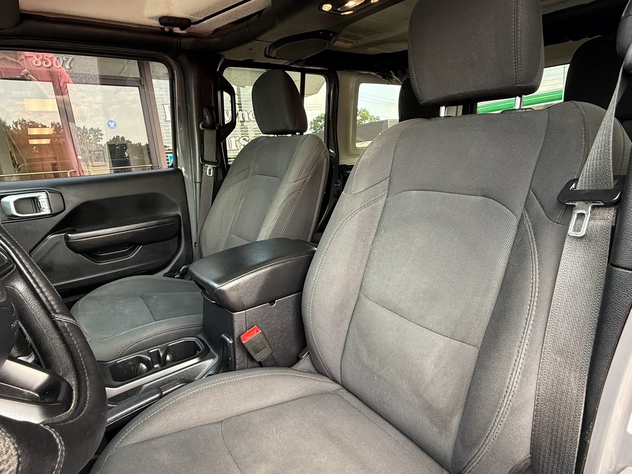 Used 2019 Jeep Wrangler Unlimited Sport AWD/4WD image 14