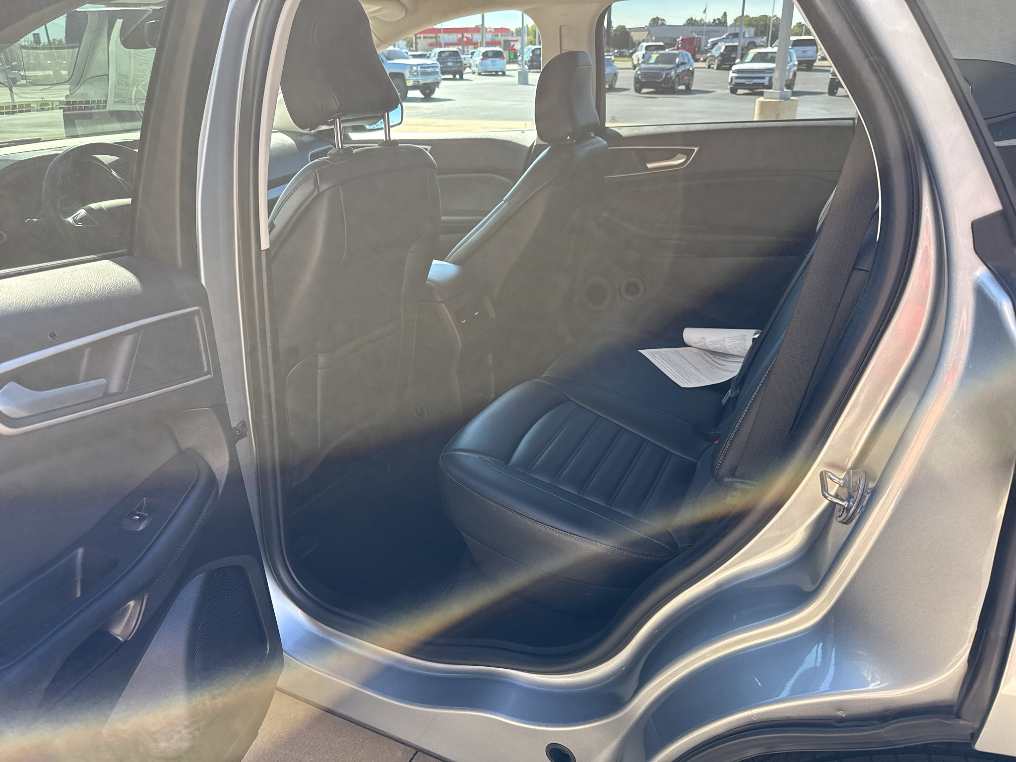 Used 2024 Ford Edge SEL AWD/4WD image 18