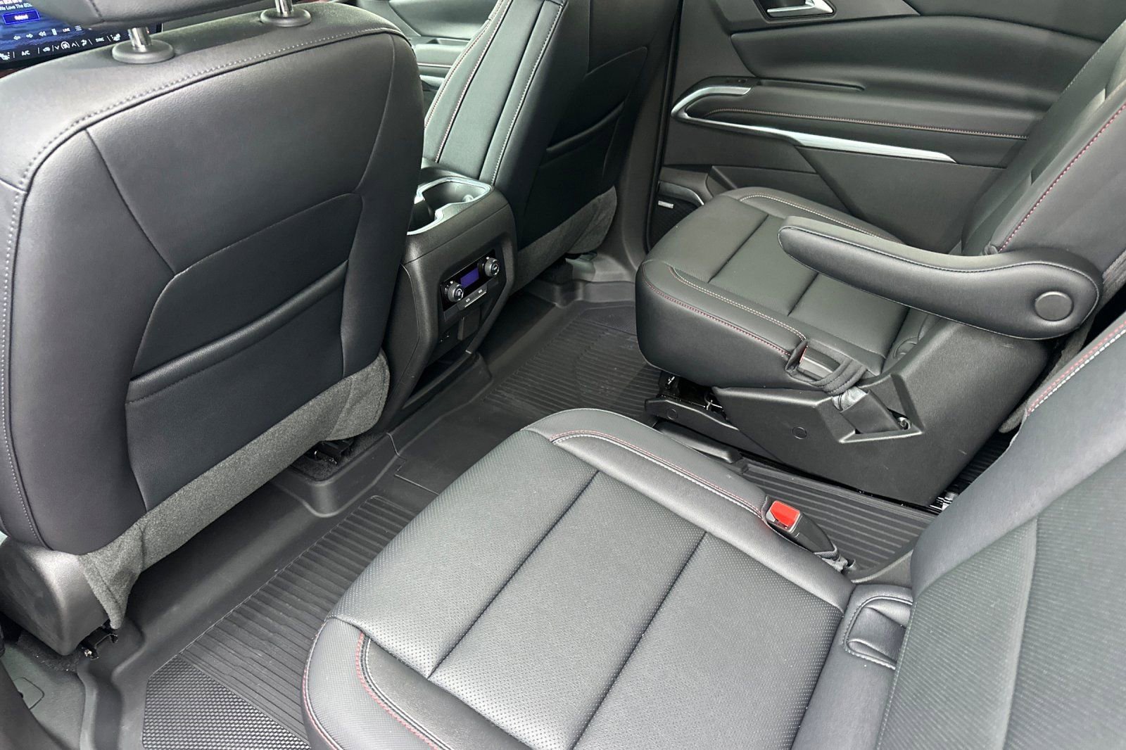 Used 2026 Chevrolet Traverse Z71 w/ Enhanced Driving Package image 14