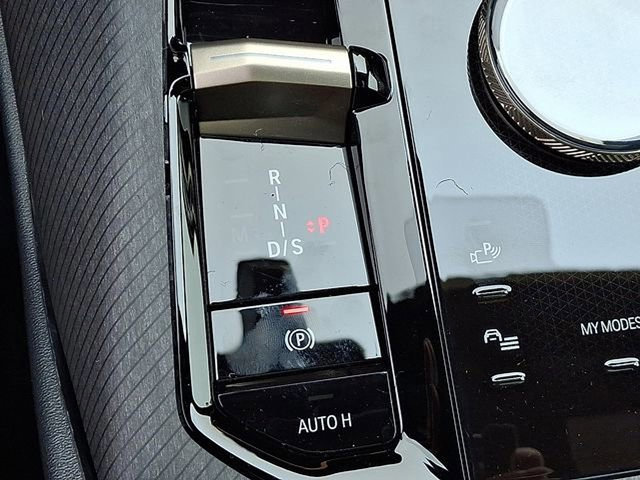 Used 2025 BMW X3 xDrive30i w/ Premium Package image 12