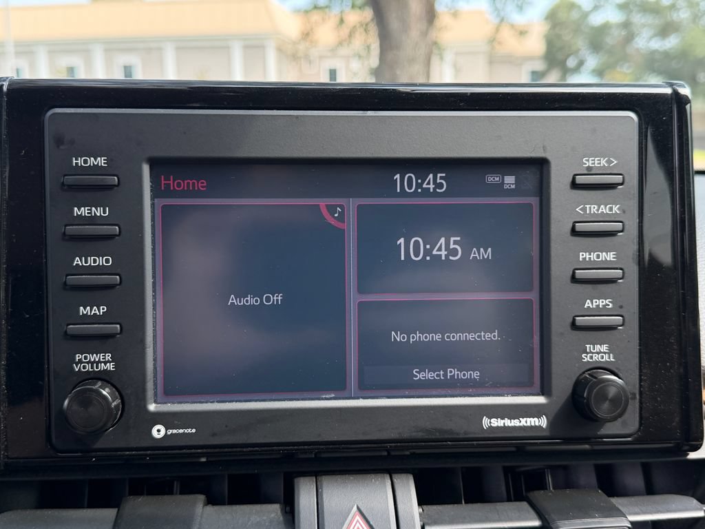 Used 2021 Toyota RAV4 LE FWD image 25