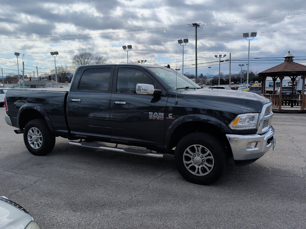 Used 2015 RAM 2500 Laramie w/ Convenience Group image 4