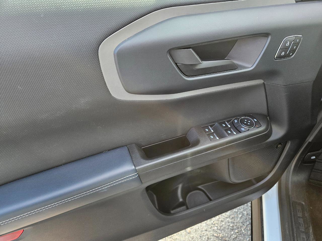 Used 2024 Ford Bronco Sport Outer Banks w/ Tech Package image 12