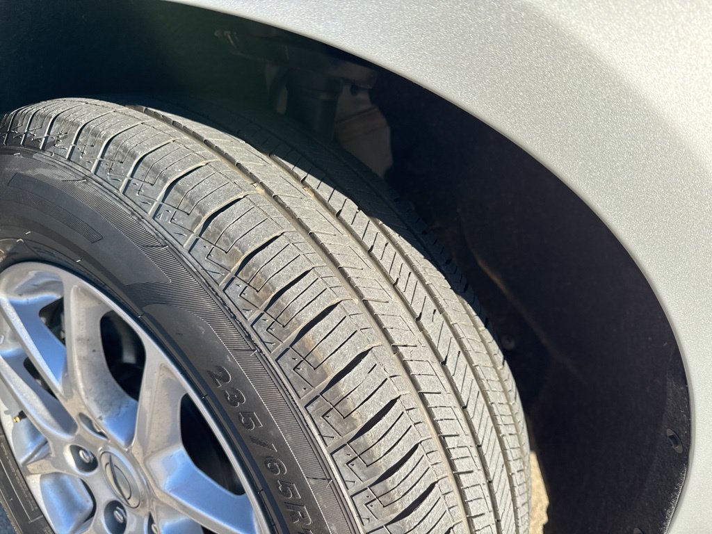 Used 2024 Chrysler Pacifica Touring-L FWD image 11