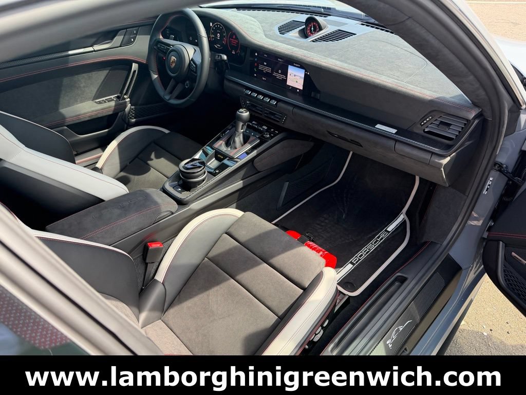 Used 2026 Porsche 911 GT3 RWD image 35