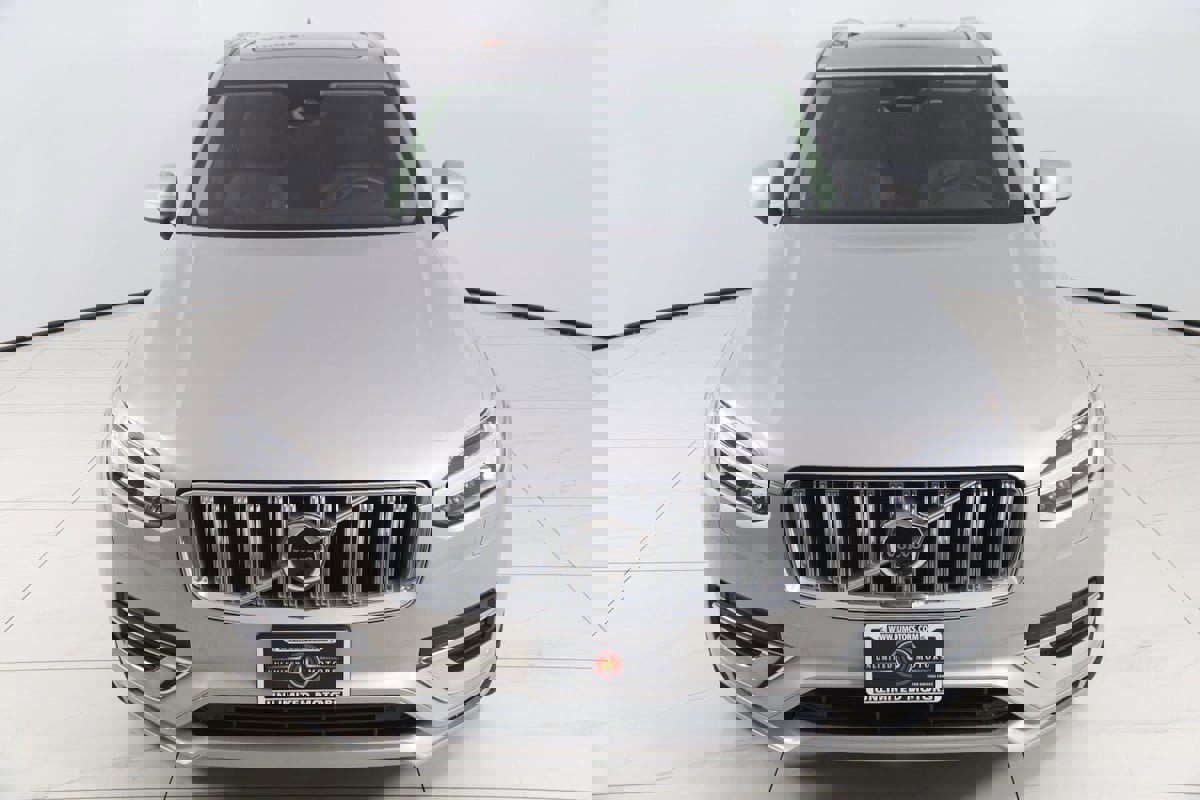 Used 2024 Volvo XC90 B5 Plus image 57