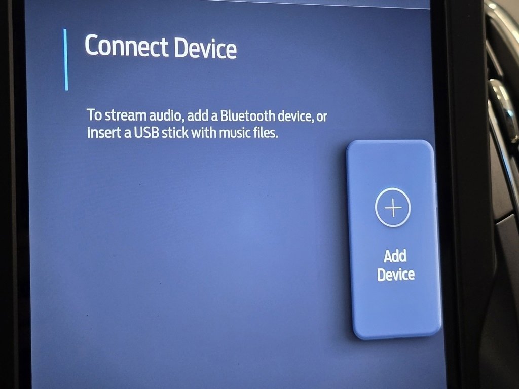 Used 2022 Ford Edge Titanium w/ Equipment Group 301A image 5