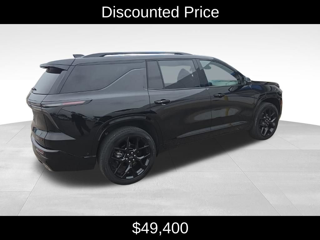 Used 2025 Chevrolet Traverse RS w/ LPO, Floor Liner Package AWD/4WD image 3