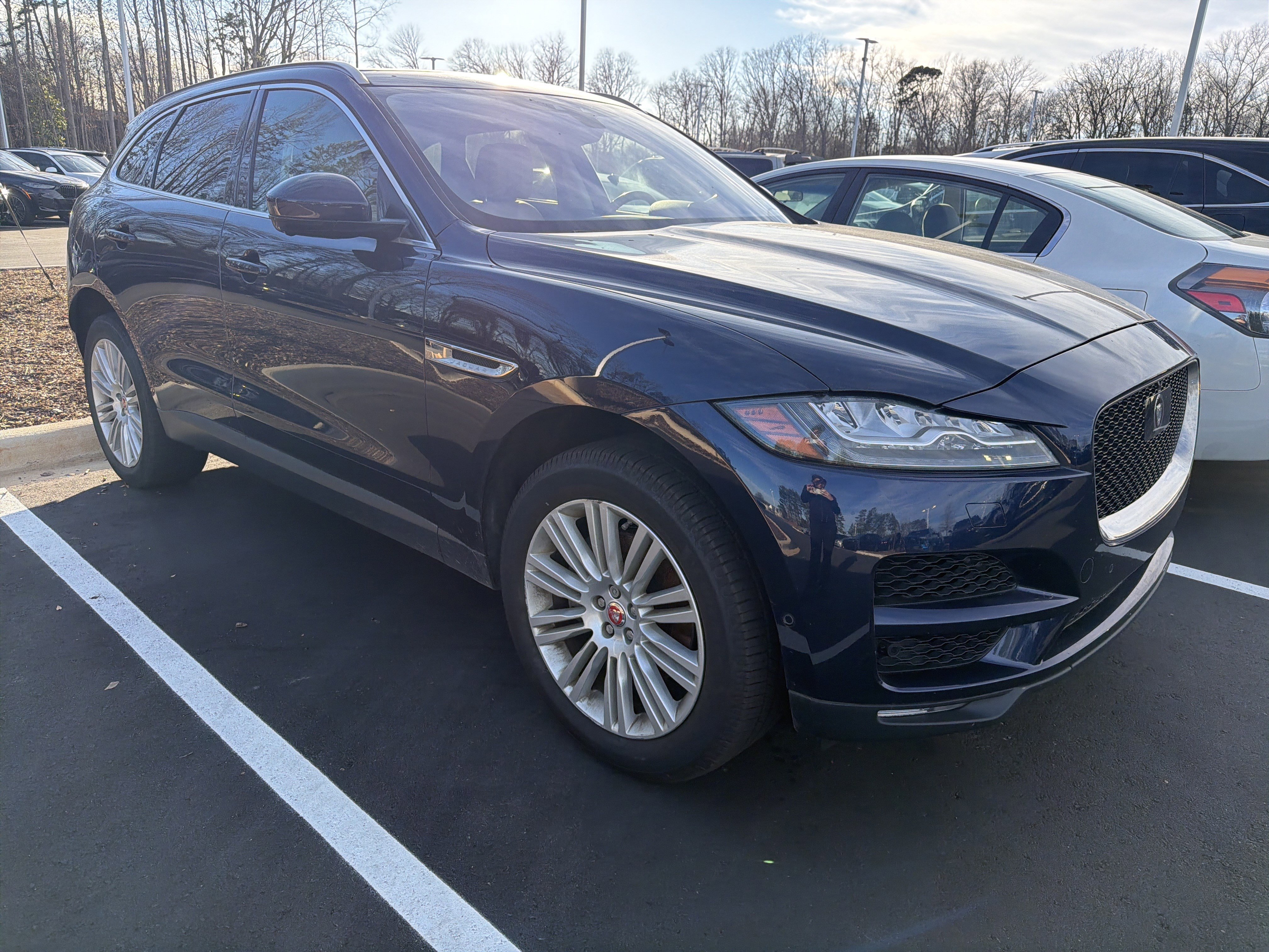 Used 2019 Jaguar F-PACE Portfolio image 2
