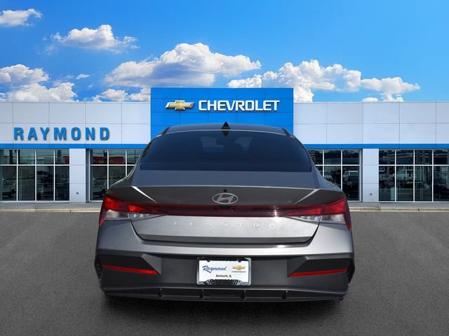 Used 2024 Hyundai Elantra SEL FWD image 5