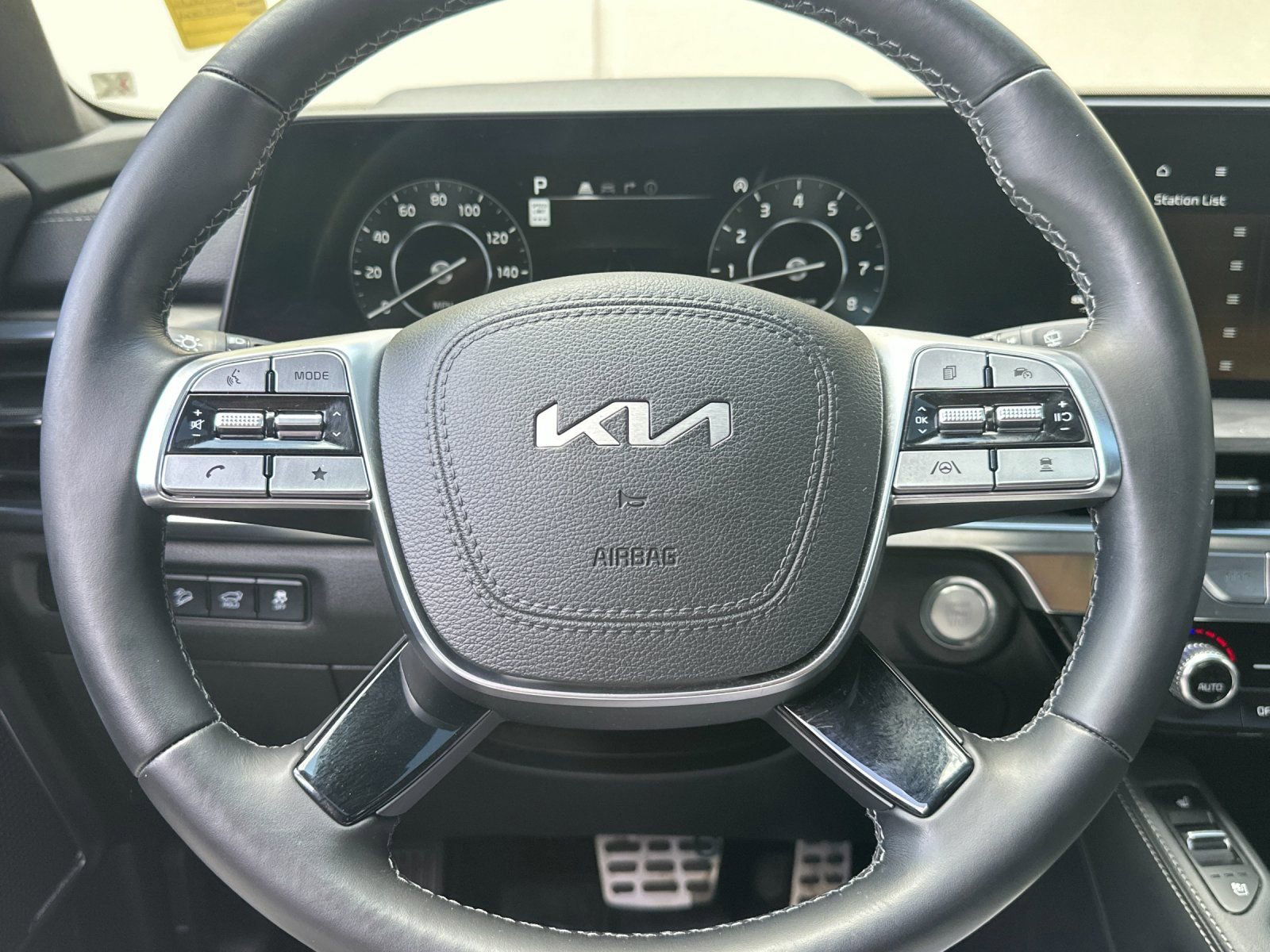 Used 2023 Kia Telluride SX Prestige X-Pro AWD/4WD image 25