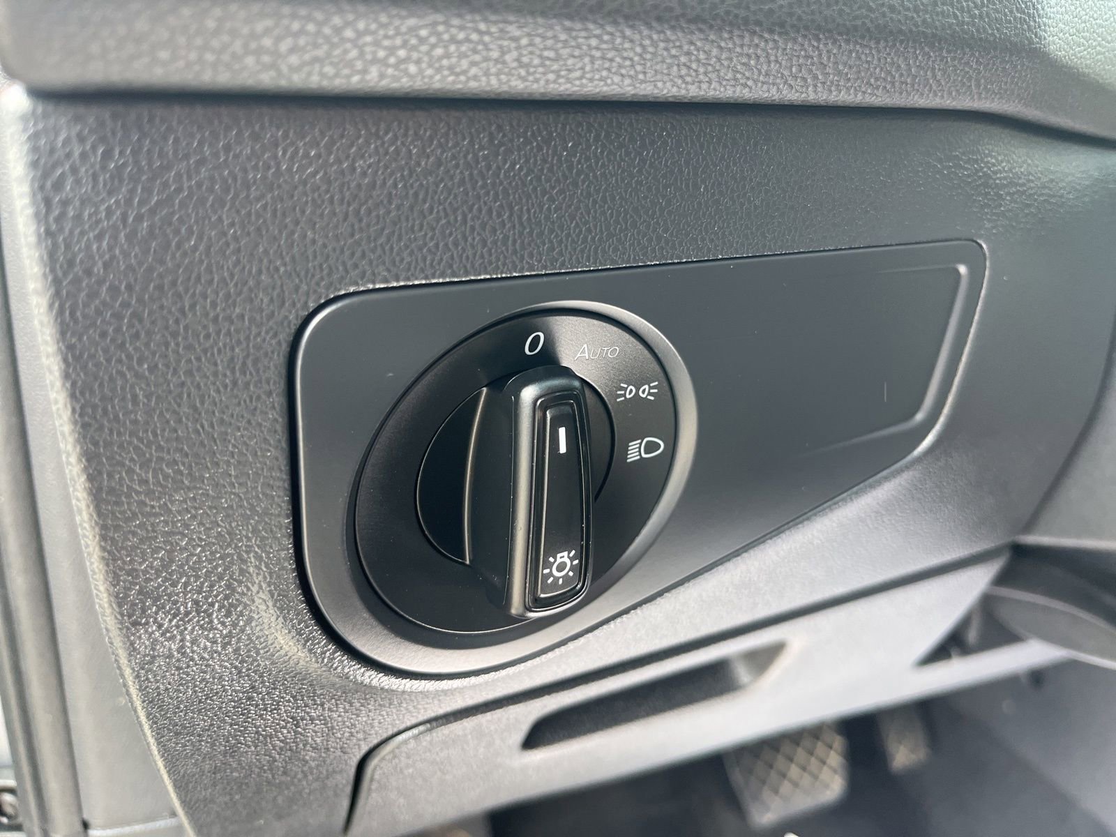 Certified 2024 Volkswagen Tiguan S FWD image 14