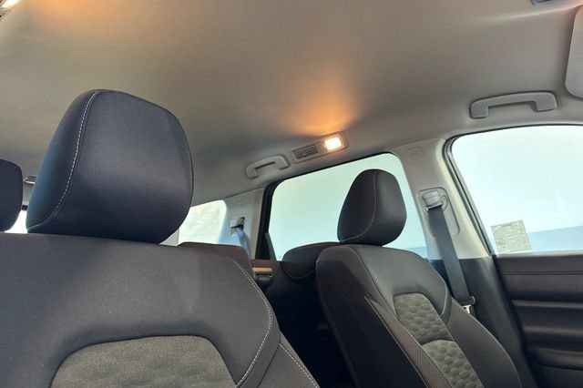 Used 2024 Nissan Pathfinder SV AWD/4WD image 21