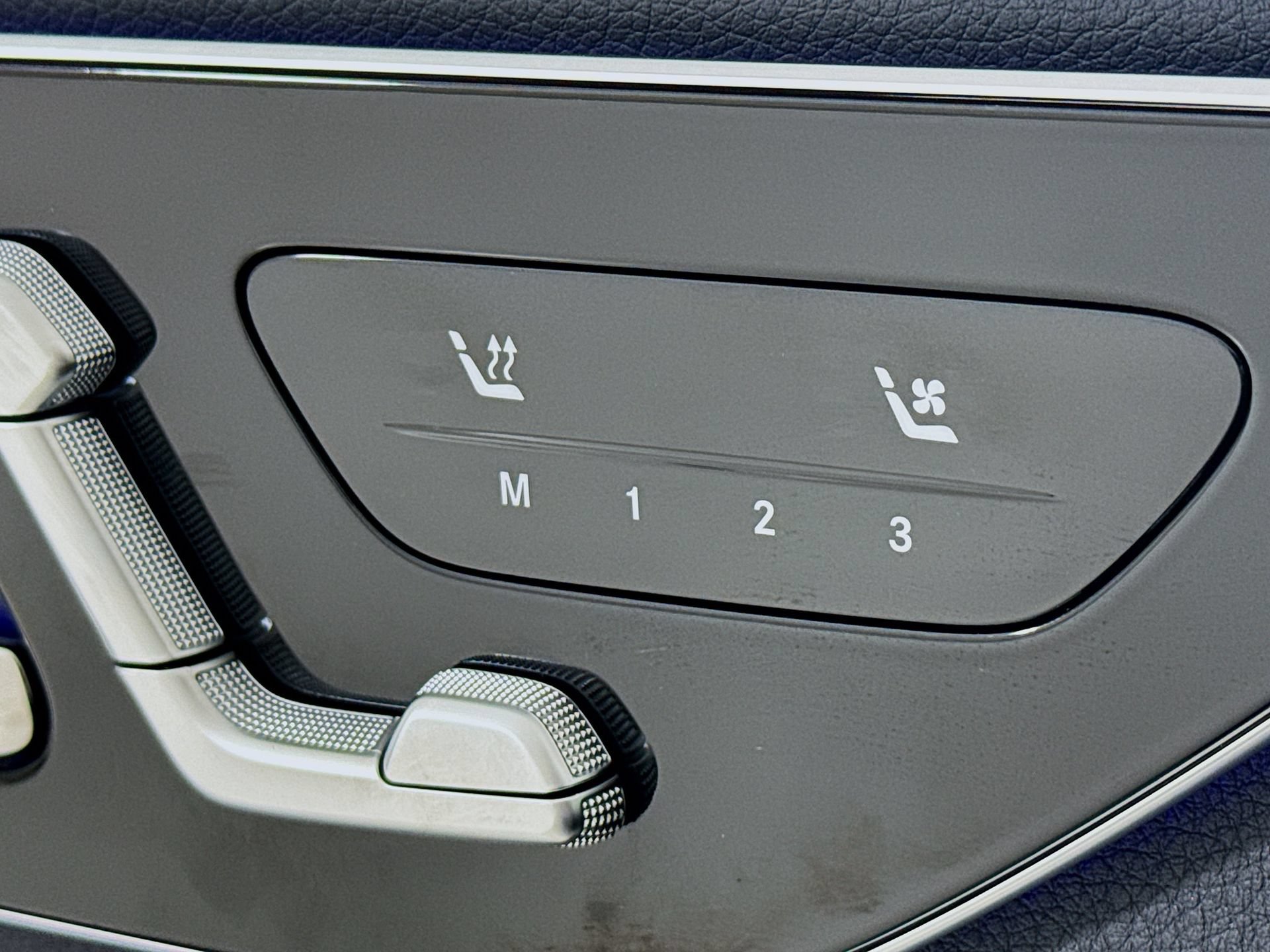 Certified 2025 Mercedes-Benz GLC 300 image 22