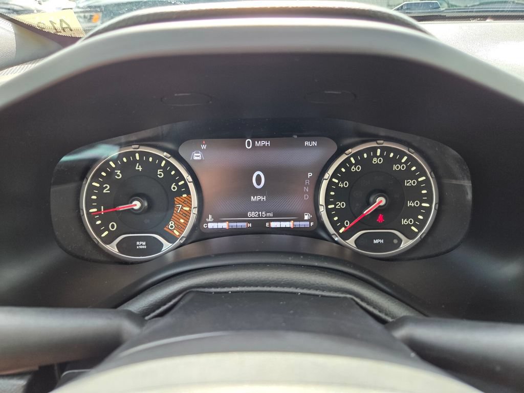 Certified 2022 Jeep Renegade Latitude w/ Convenience Group AWD/4WD image 29