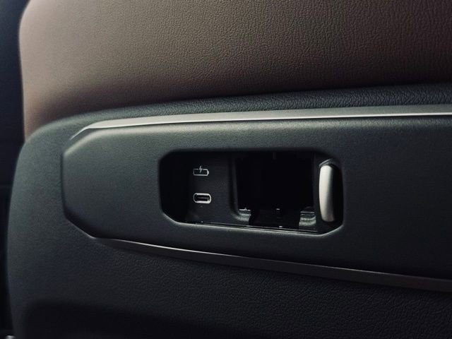 New 2026 BMW X5 xDrive40i w/ M Sport Package image 26