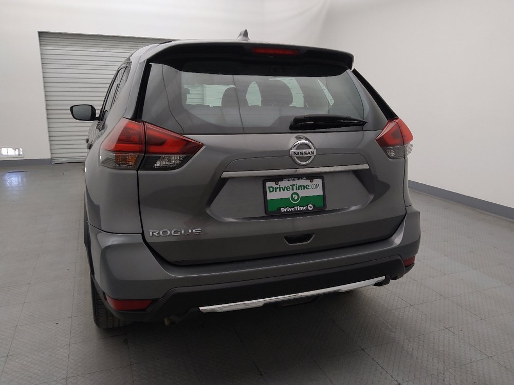 Used 2018 Nissan Rogue S image 6