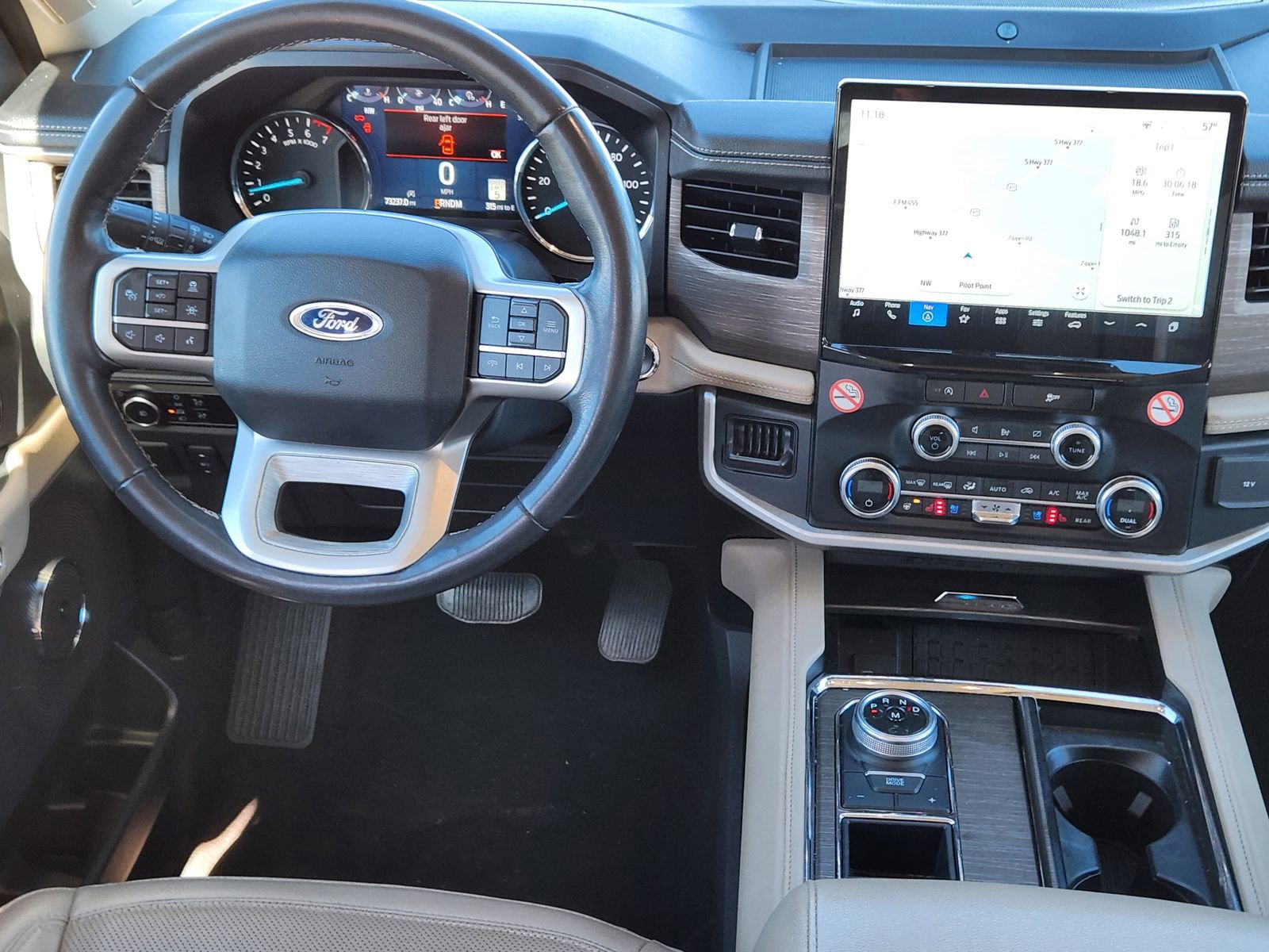 Used 2024 Ford Expedition Max Limited image 31