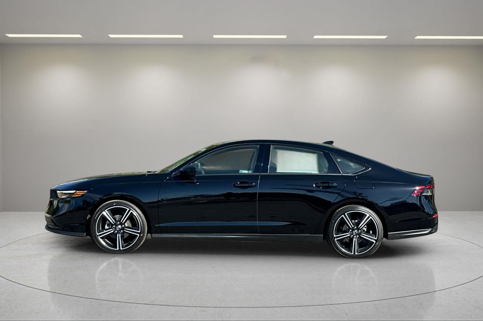 New 2026 Honda Accord SE image 2