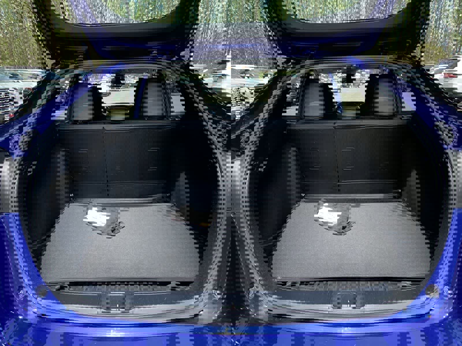 Used 2018 Toyota Prius Three Touring w/ Appearance Package FWD image 14