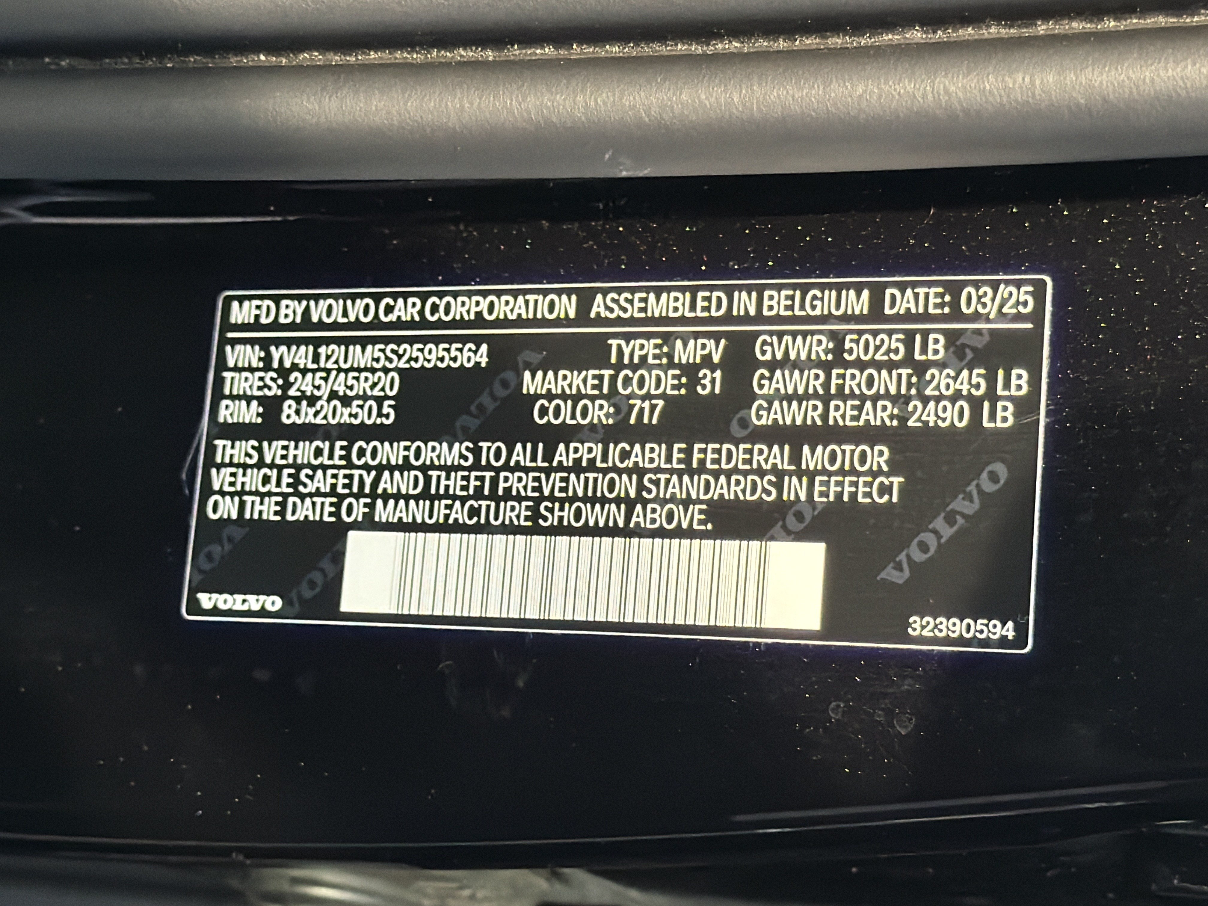Used 2025 Volvo XC40 B5 Ultra AWD/4WD image 37