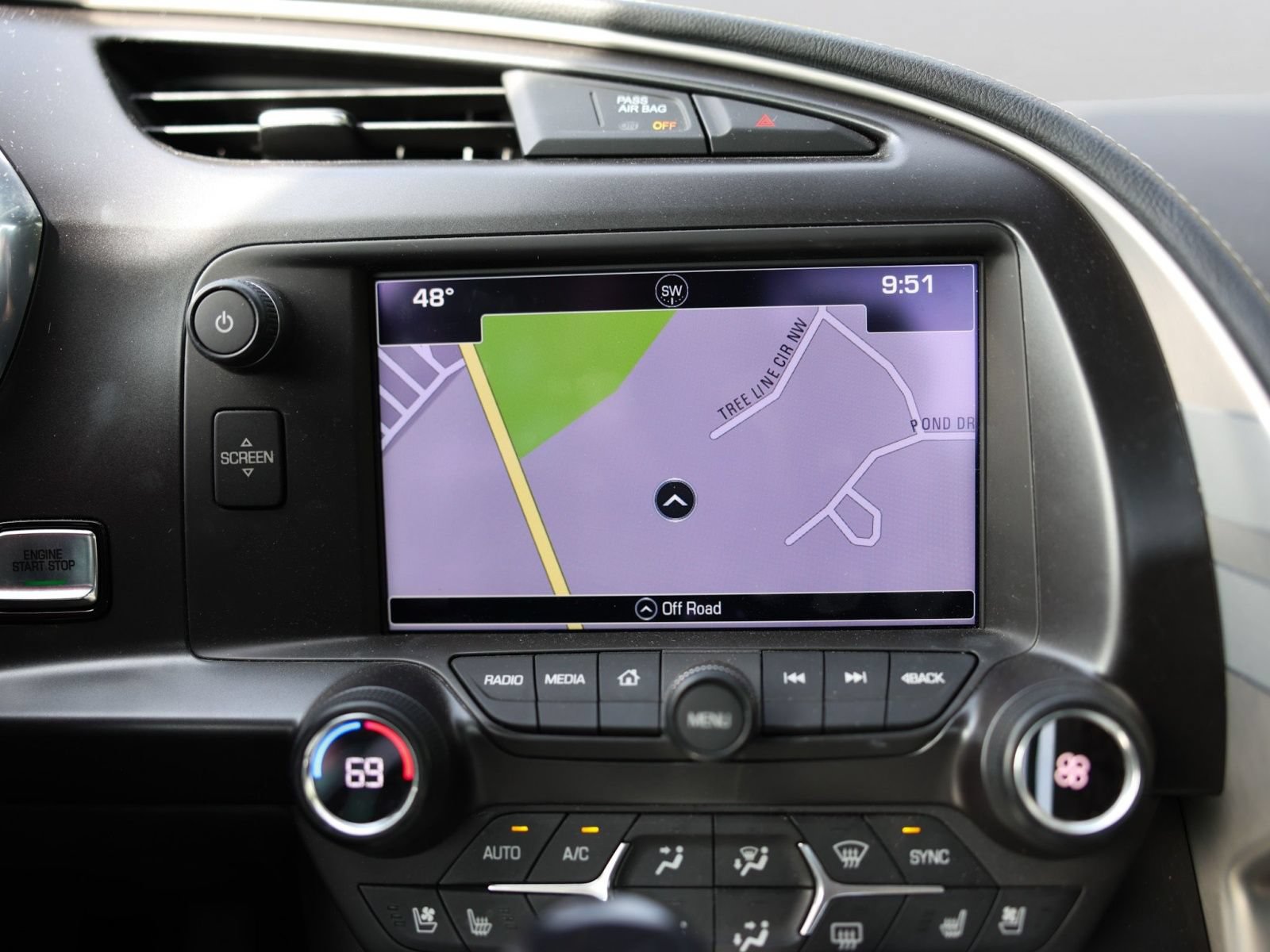 Used 2018 Chevrolet Corvette Grand Sport RWD image 12