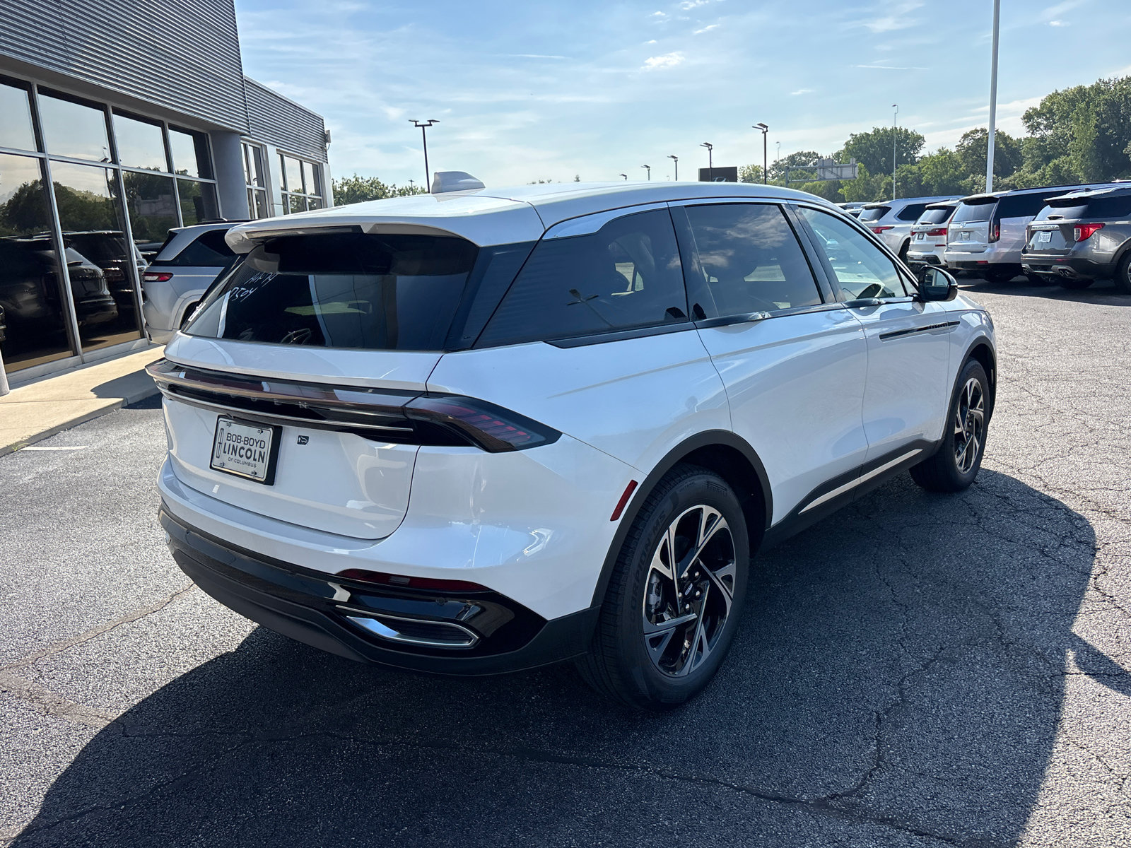 New 2026 Lincoln Nautilus Premier AWD/4WD image 7