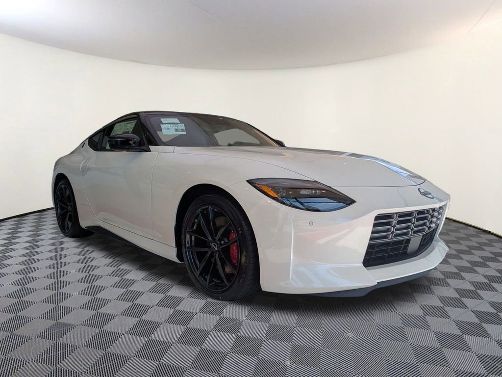 New 2025 Nissan Z Performance w/ Floor Mat Package