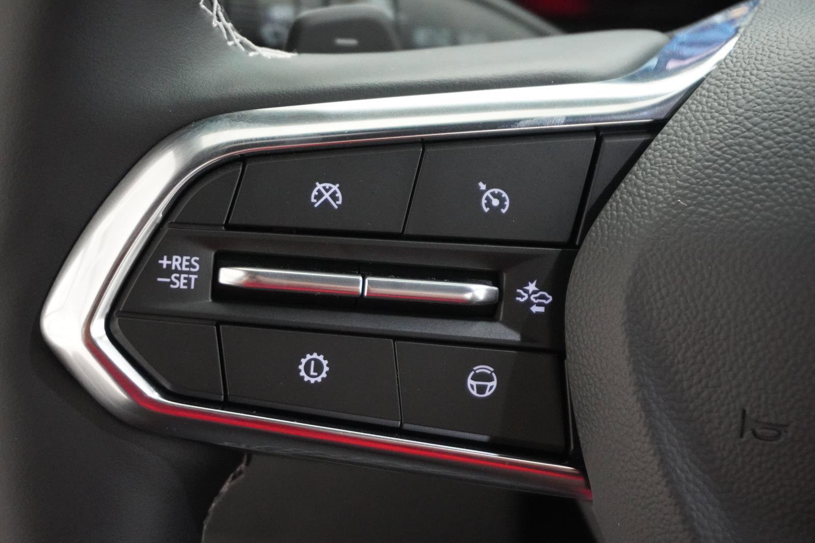 New 2026 Chevrolet Traverse Z71 w/ Enhanced Driving Package AWD/4WD image 22