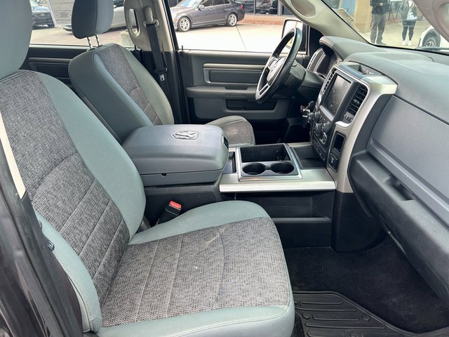 Used 2015 RAM 1500 Big Horn image 32