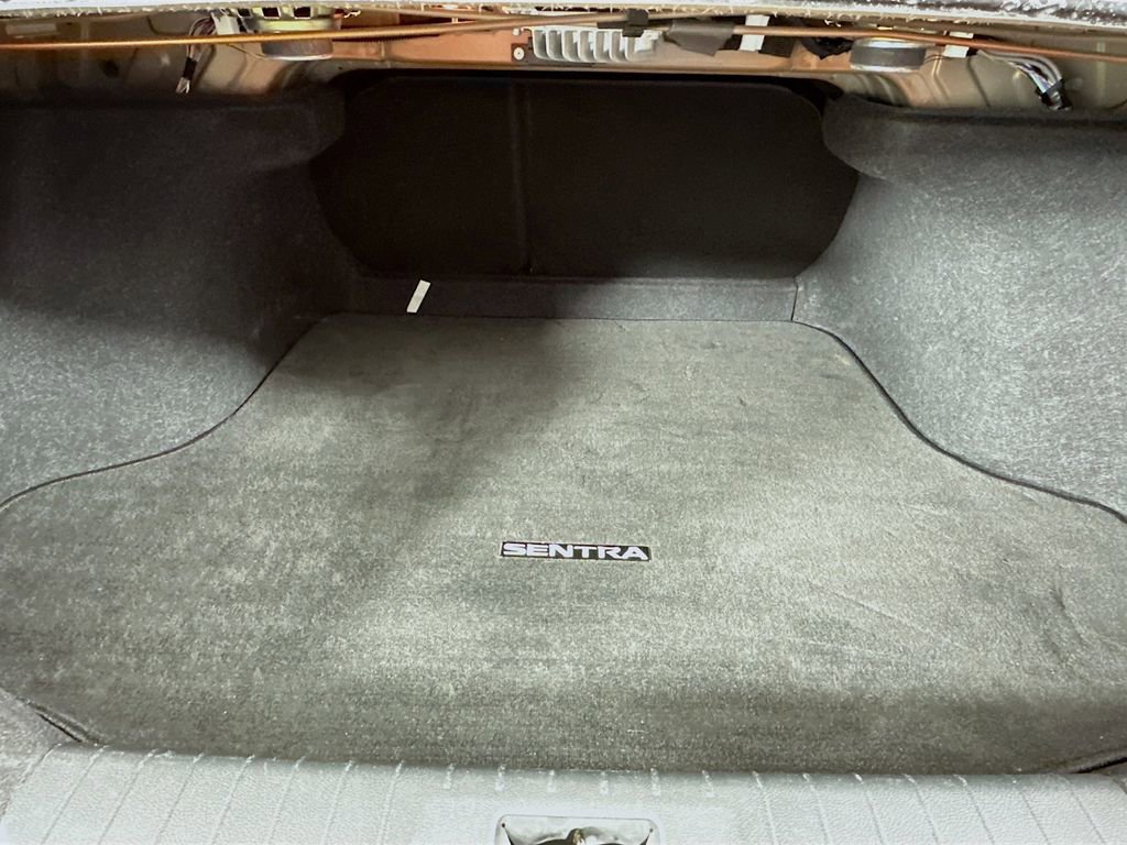 Certified 2023 Nissan Sentra SR w/ SR Premium Package image 35