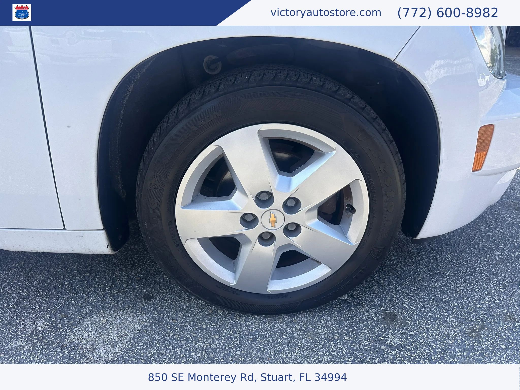 Used 2011 Chevrolet HHR LT FWD image 9