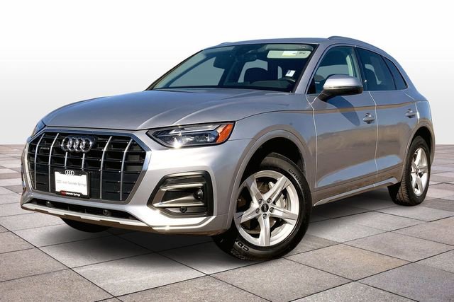 Used 2023 Audi Q5 Premium w/ Convenience Package
