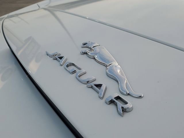 Used 2014 Jaguar F-TYPE Convertible image 7