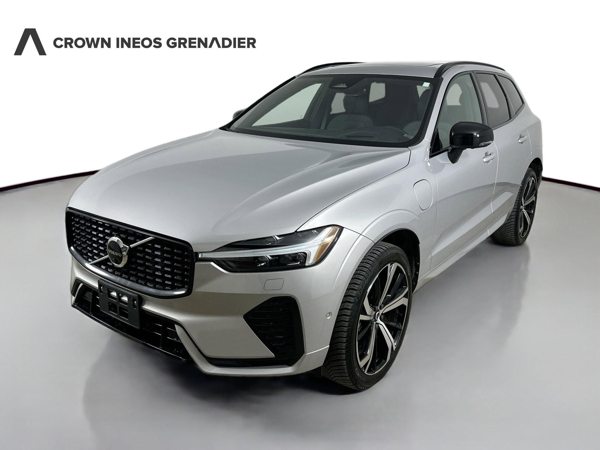 Used 2022 Volvo XC60 T8 R-Design w/ Advanced Package