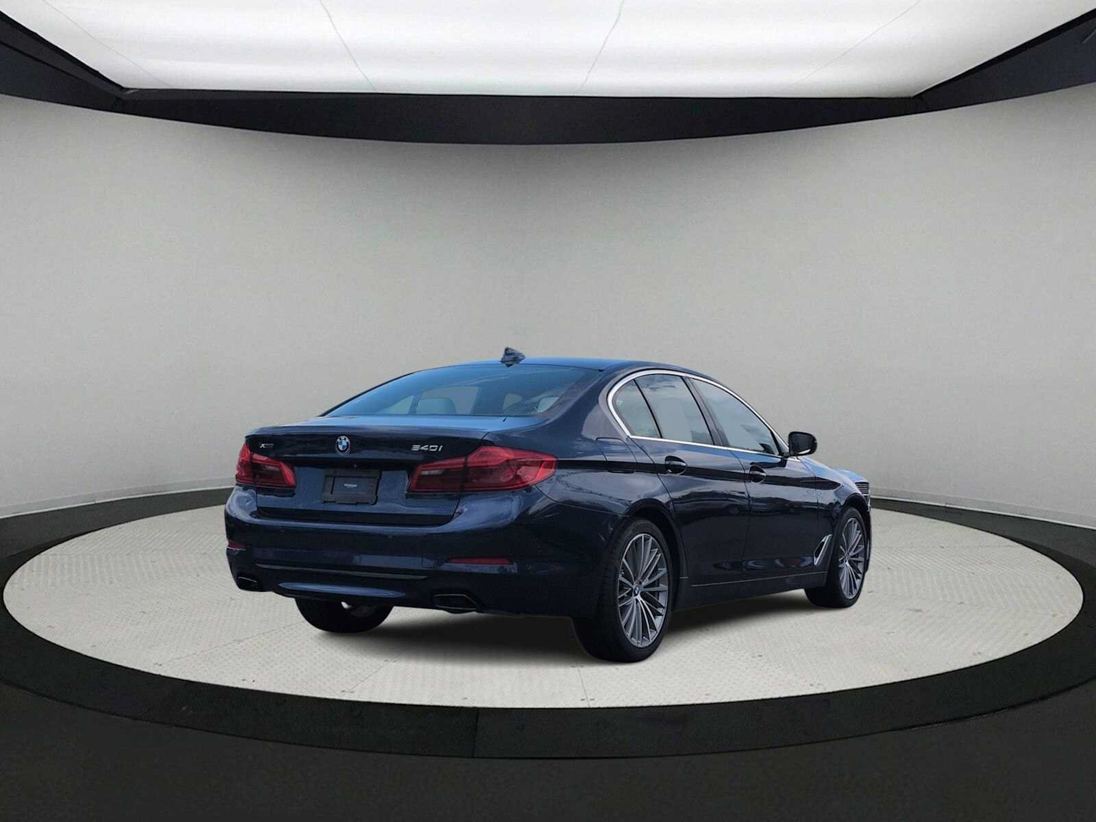 Used 2020 BMW 540i xDrive w/ Premium Package AWD/4WD image 8