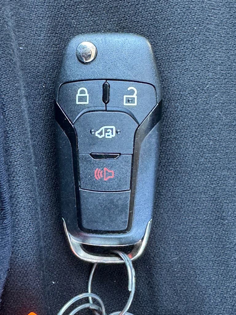 Used 2022 Ford Transit Connect XL image 27