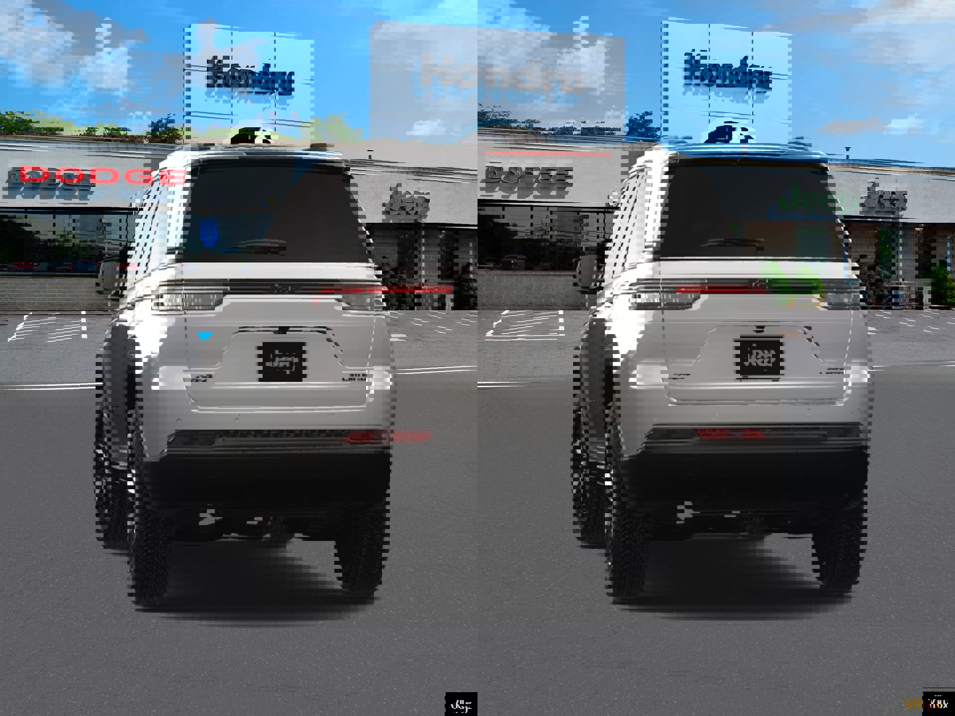 New 2025 Jeep Grand Cherokee Limited w/ Black Appearance Package AWD/4WD image 10