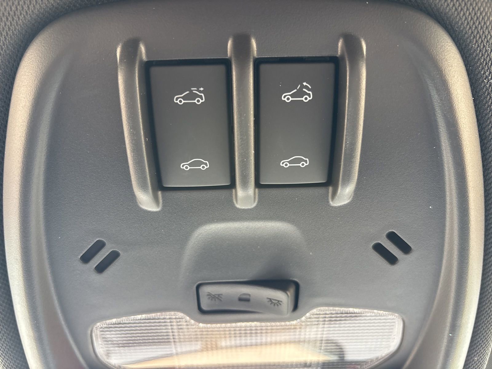 New 2026 Chevrolet Trax RS w/ Sunroof Package image 20