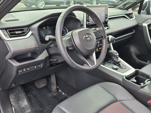 Certified 2021 Toyota RAV4 XSE w/ Weather Package AWD/4WD image 4