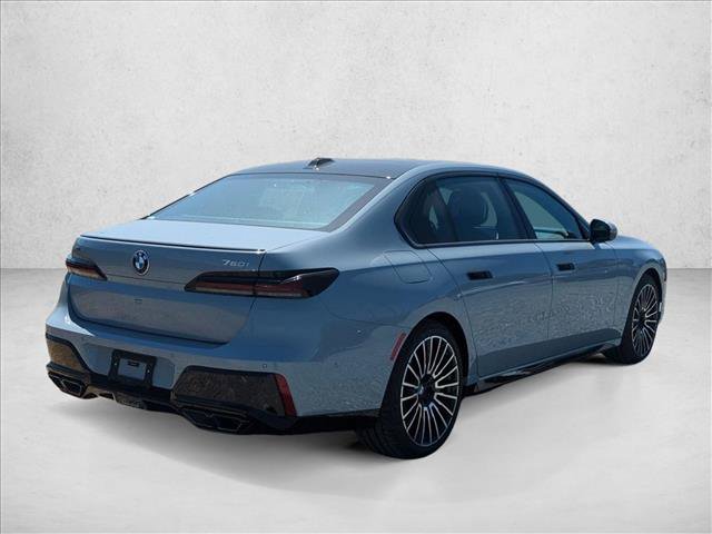New 2026 BMW 760i xDrive w/ Premium Package AWD/4WD video 2