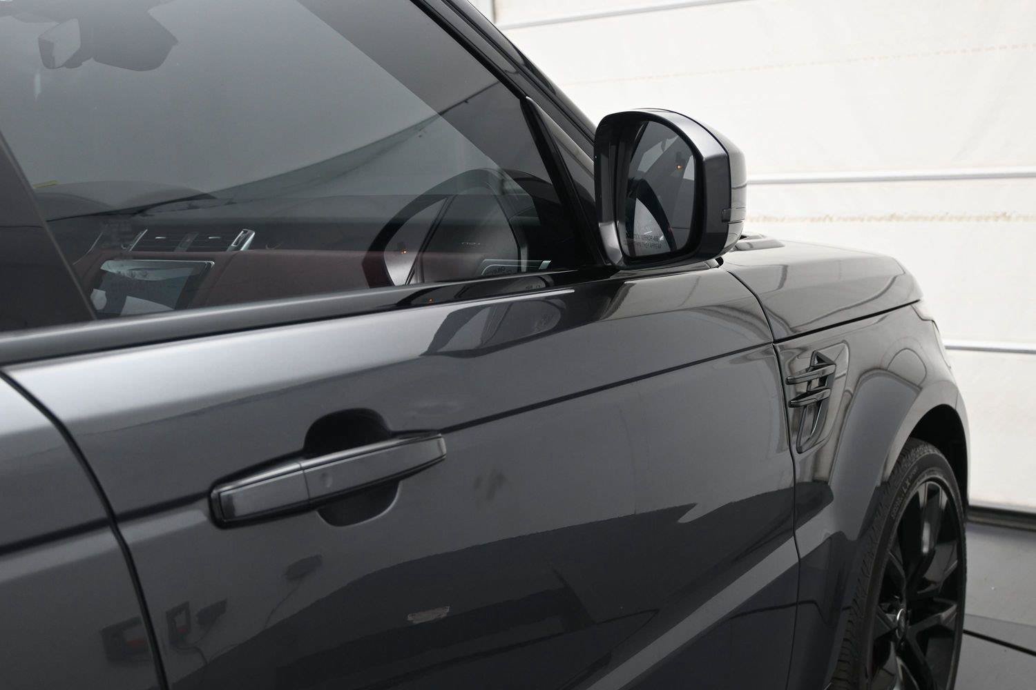 Used 2020 Land Rover Range Rover Sport HST AWD/4WD image 18