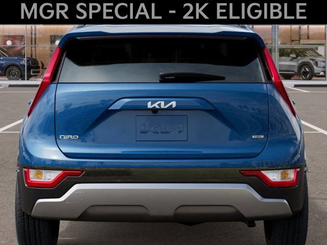 New 2025 Kia Niro EX Touring image 13