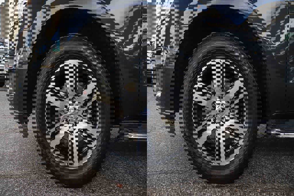 Used 2022 Ford Expedition XLT image 11