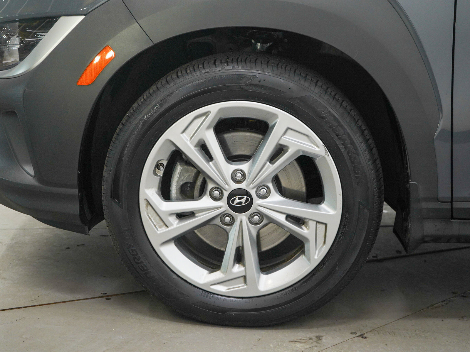 Used 2023 Hyundai Kona SEL w/ Cargo Package AWD/4WD image 29