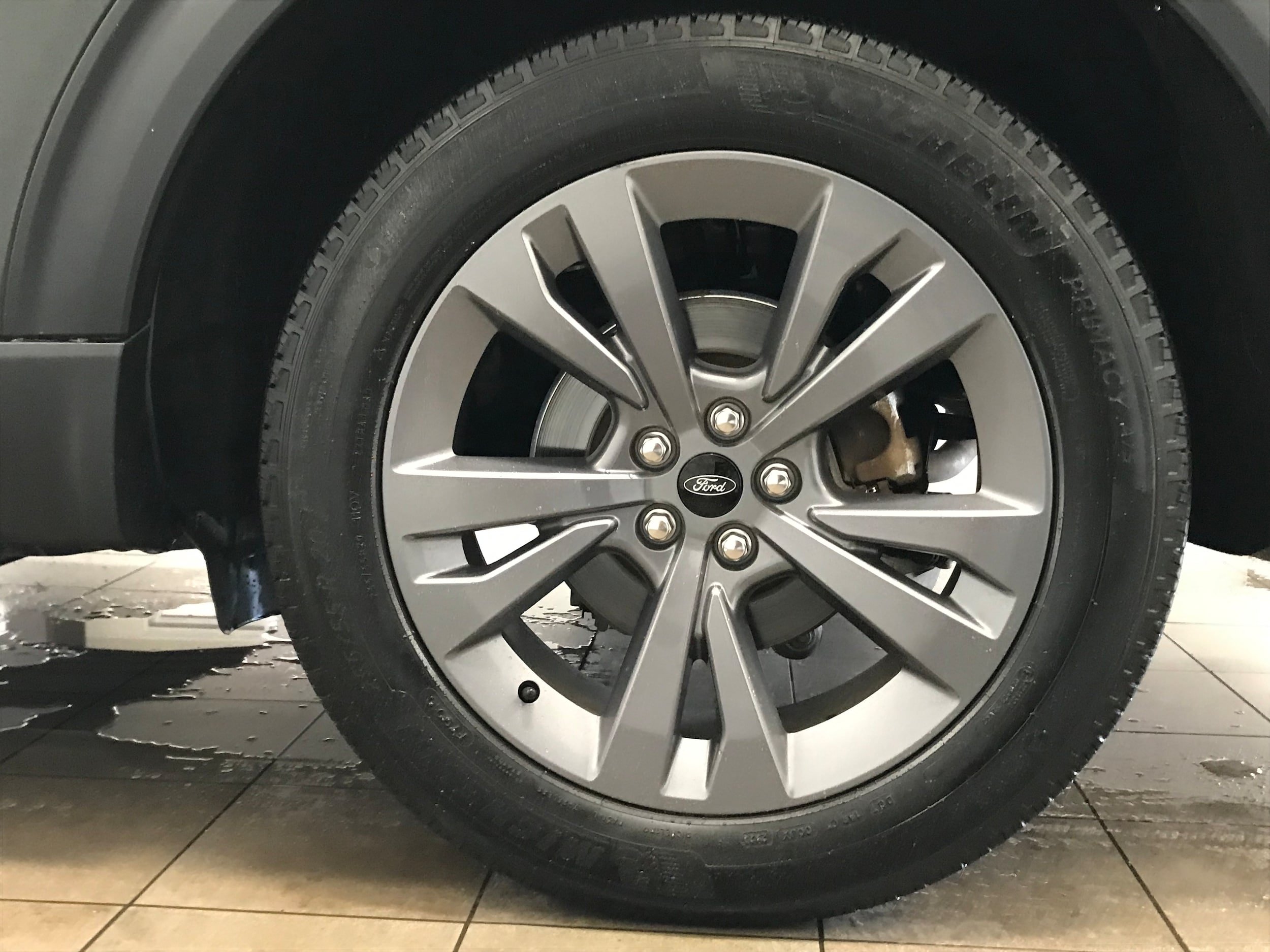 Certified 2023 Ford Explorer XLT w/ Equipment Group 202A AWD/4WD image 24